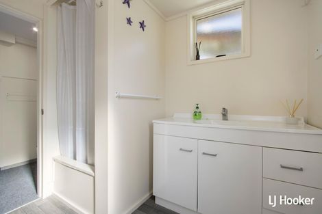 Photo of property in 48 Hillview Road, Waihi Beach, 3611