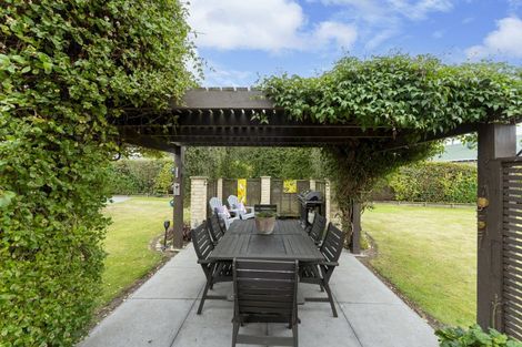 Photo of property in 11 Church Street, Oxford, 7430