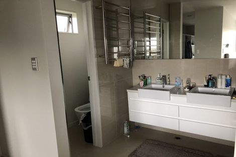 Photo of property in 17a Wyoming Avenue, Murrays Bay, Auckland, 0630