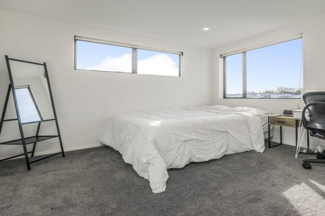 Photo of property in 41 John Gray Street, Papakura, 2110