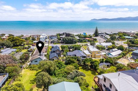 Photo of property in 93b The Esplanade, Raumati South, Paraparaumu, 5032