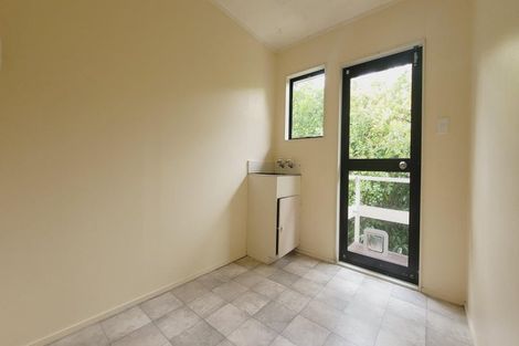 Photo of property in 1-2 Seagull Place, Whitby, Porirua, 5024
