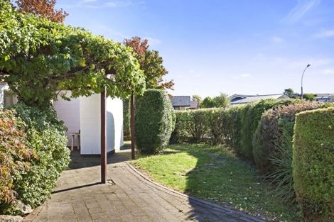 Photo of property in 2/23 Glenside Avenue, Ilam, Christchurch, 8041