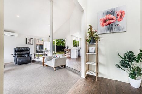 Photo of property in 32 Merlot Heights, Huapai, Kumeu, 0810