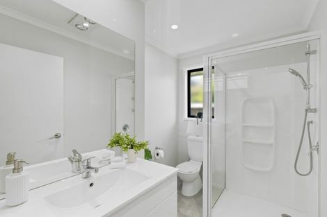 Photo of property in 37 Cyrus Street, Whalers Gate, New Plymouth, 4310