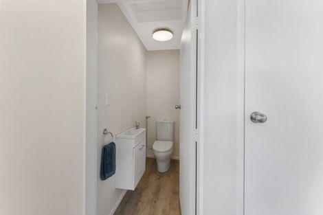 Photo of property in 2/56 Ward Street, Trentham, Upper Hutt, 5018