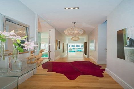 Photo of property in 38 Stanley Point Road, Stanley Point, Auckland, 0624