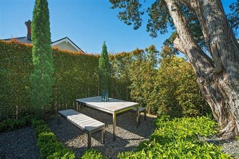 Photo of property in 38 Stanley Point Road, Stanley Point, Auckland, 0624