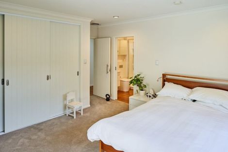 Photo of property in 25 Sunset Parade, Plimmerton, Porirua, 5026