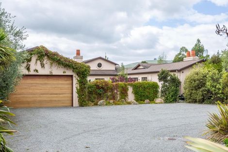 Photo of property in 24 Admiral Road, Gladstone, 5883