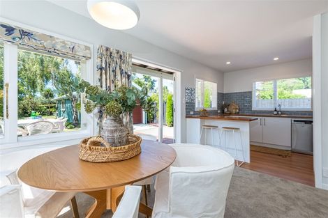 Photo of property in 18 Celia Street, Redcliffs, Christchurch, 8081