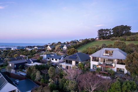 Photo of property in 227 Cannon Hill Crescent, Mount Pleasant, Christchurch, 8081