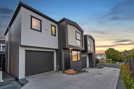 Photo of property in 9f O'donn Avenue, Beach Haven, Auckland, 0626