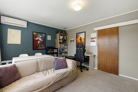 Photo of property in 2/41 Northumberland Avenue, Belmont, Auckland, 0622
