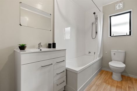 Photo of property in 1/16 Clarice Place, Takanini, 2112