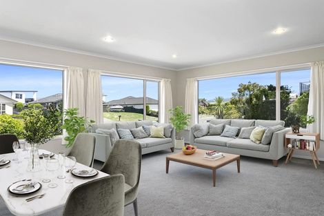 Photo of property in 14 Ernest Kemp Rise, Wharewaka, Taupo, 3330