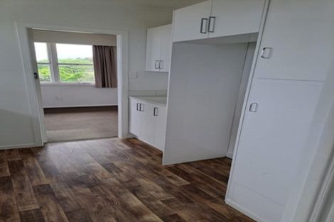 Photo of property in 2/5 Amandale Avenue, Mount Albert, Auckland, 1025