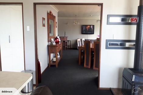 Photo of property in 10 Hastings Street, Waikiwi, Invercargill, 9810