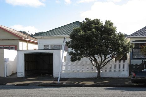 Photo of property in 18 Te Whiti Street, Kilbirnie, Wellington, 6022