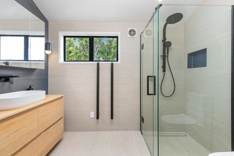 Photo of property in 1/98 Astley Avenue, New Lynn, Auckland, 0600