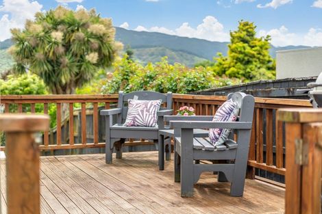 Photo of property in 14 Pempsey Street, Silverstream, Upper Hutt, 5019