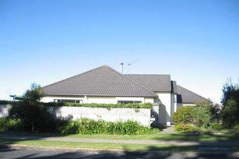 Photo of property in 50 Wattle Farm Road, Wattle Downs, Auckland, 2103