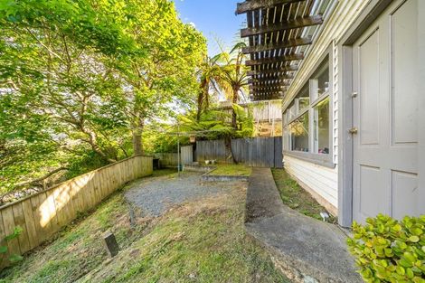 Photo of property in 26-26a Amundsen Grove, Stokes Valley, Lower Hutt, 5019