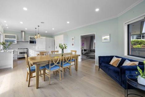 Photo of property in 176a Heta Road, Highlands Park, New Plymouth, 4312