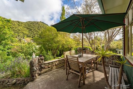 Photo of property in 16 Black Beech Street, Birchville, Upper Hutt, 5018