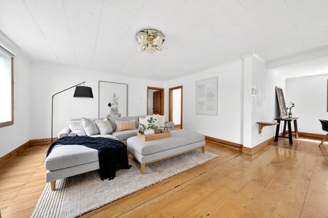 Photo of property in 69 Holloway Street, Carterton, 5713