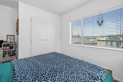 Photo of property in 11 Tee Point, Red Beach, 0932