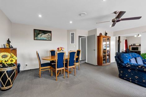 Photo of property in 14d Maple Crescent, Whalers Gate, New Plymouth, 4310