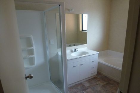 Photo of property in 2 Branigan Parade, Kelvin Grove, Palmerston North, 4414