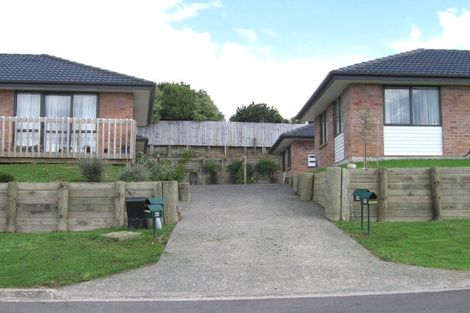 Photo of property in 39 Regents Park Place, Westgate, Auckland, 0614