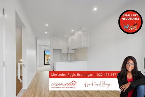 Photo of property in 3/28 Westgate Drive, Westgate, Auckland, 0614