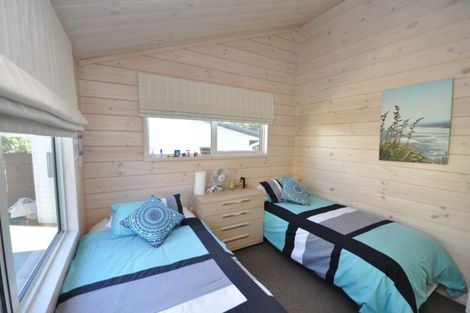 Photo of property in 12 Glen Neaves, Pauanui, Hikuai, 3579