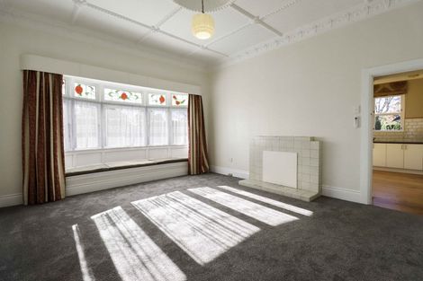 Photo of property in 24 Aroha Street, Takaro, Palmerston North, 4410