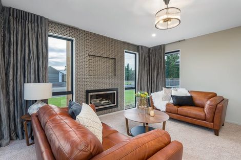 Photo of property in 10 Piwakawaka Place, Leeston, 7632