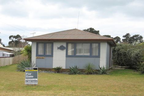 Photo of property in 204a Tui Road, Whangamata, 3620
