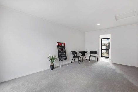 Photo of property in 86b Queen Street, Waiuku, 2123