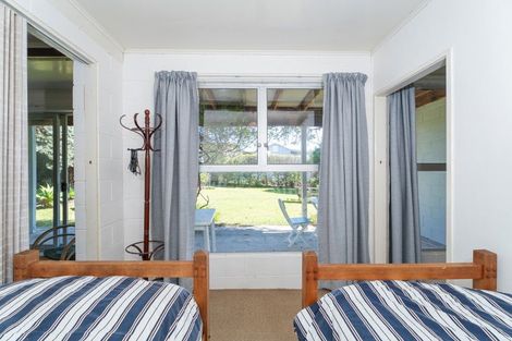 Photo of property in 14 Endeavour Place, Cooks Beach, Whitianga, 3591
