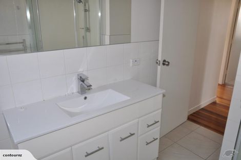 Photo of property in 1/9 Newhaven Terrace, Mairangi Bay, Auckland, 0630