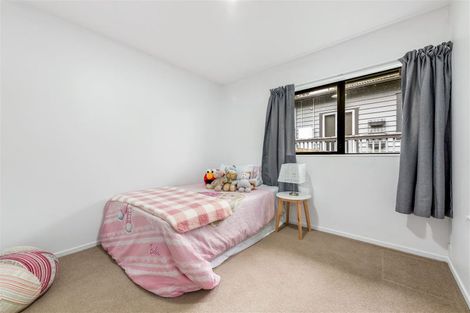 Photo of property in 87b Kaurilands Road, Titirangi, Auckland, 0604