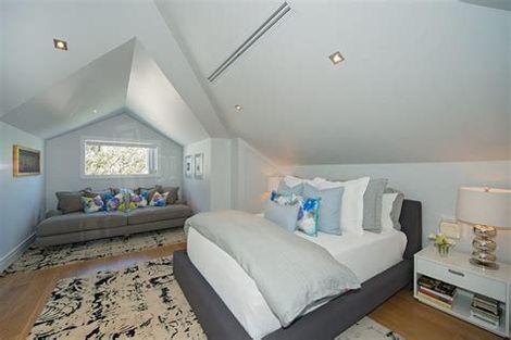 Photo of property in 38 Stanley Point Road, Stanley Point, Auckland, 0624