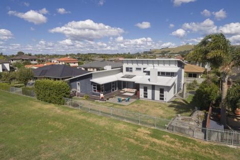 Photo of property in 115 Oriental Parade, Papamoa Beach, Papamoa, 3118