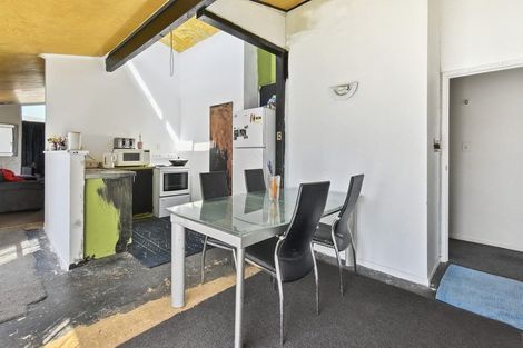 Photo of property in 5 Iris Place, Clendon Park, Auckland, 2103