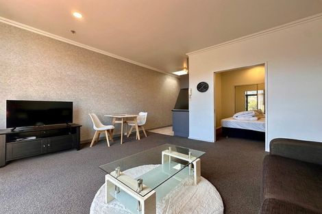 Photo of property in Atrium Towers, 9f/154 The Terrace, Wellington Central, Wellington, 6011