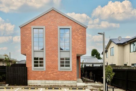 Photo of property in 5/94 Mathesons Road, Phillipstown, Christchurch, 8011