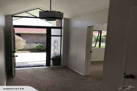 Photo of property in 12 Scandia Court, Hokowhitu, Palmerston North, 4410