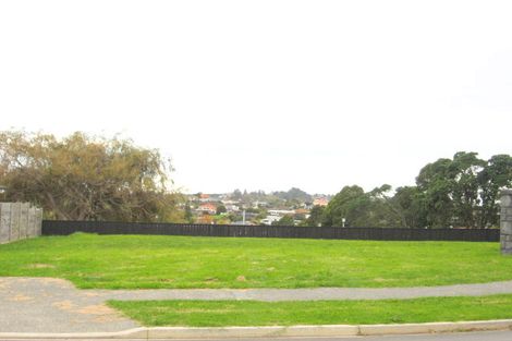 Photo of property in 84 Compass Way, Half Moon Bay, Auckland, 2012
